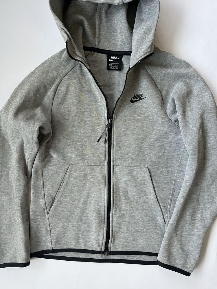 NIKE Tech Fleece : XS / Оригинал