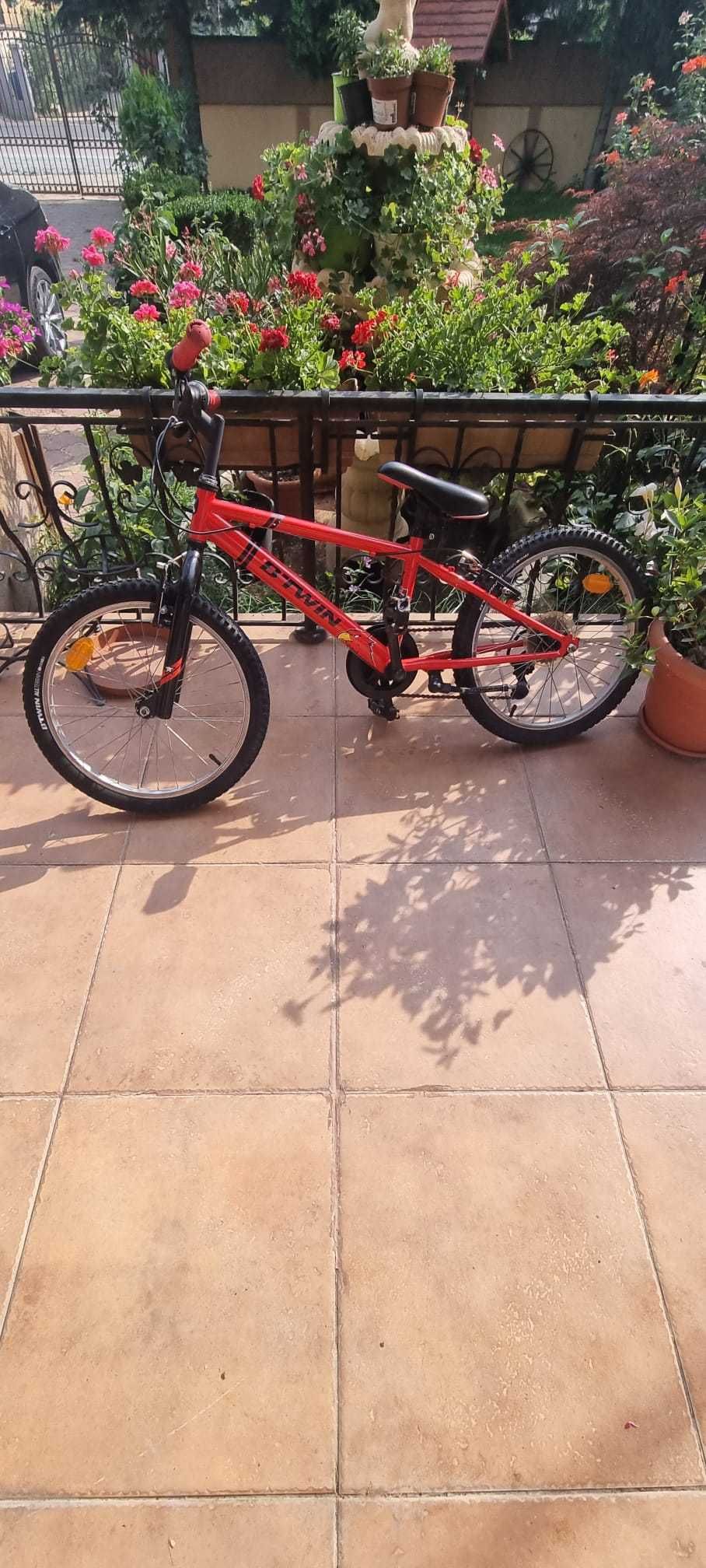 Bicicleta BTWIN copii folosita putin