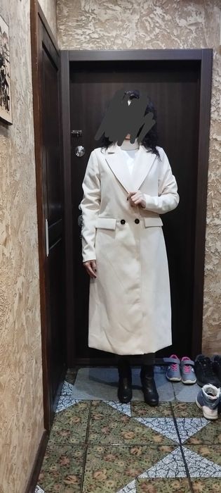 Дамско палто с етикетите 38 ном