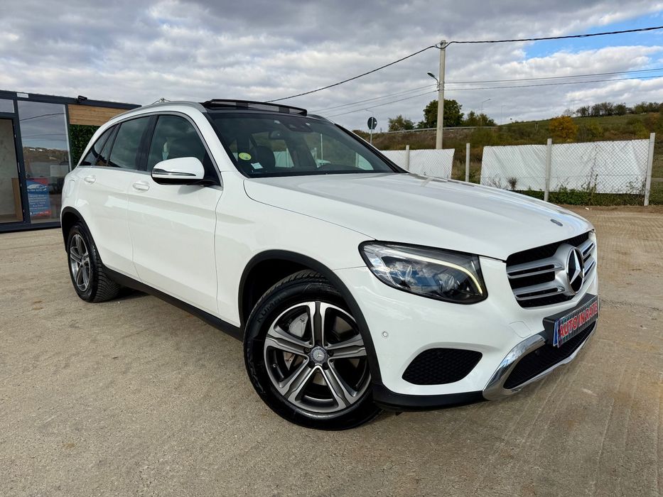 Mercedes-Benz GLC 220D(170cp)4x4*2016*Interior AMG*Panoramic*Side Assist*Camera*Keyless