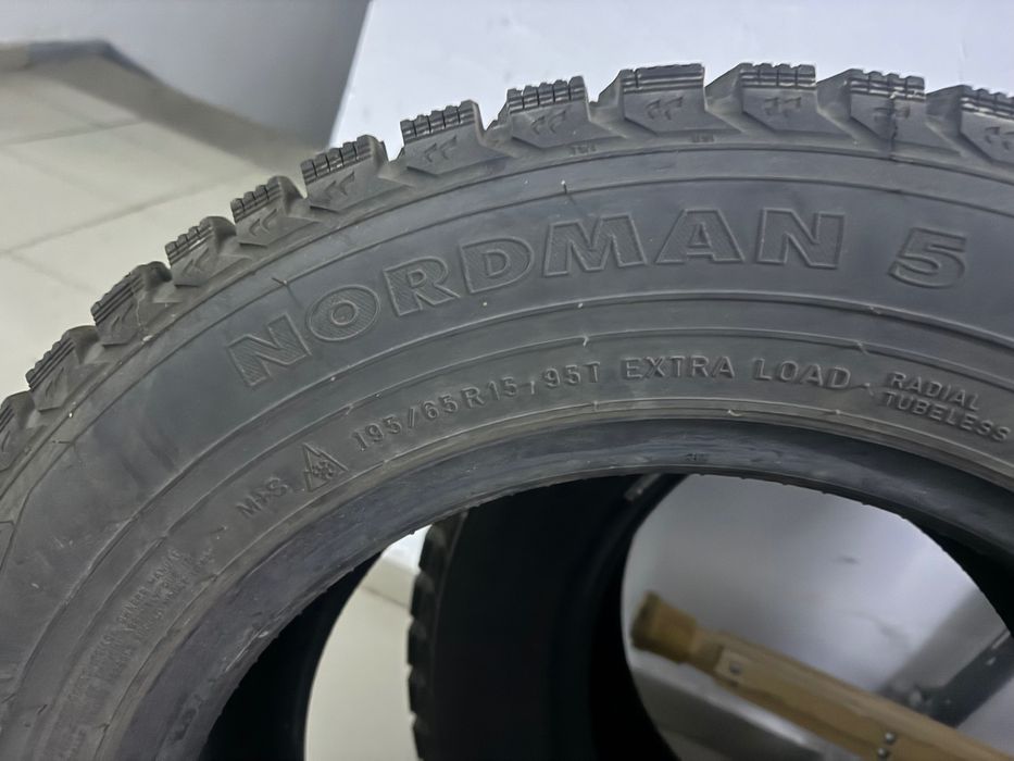 Шины колеса автомобиль