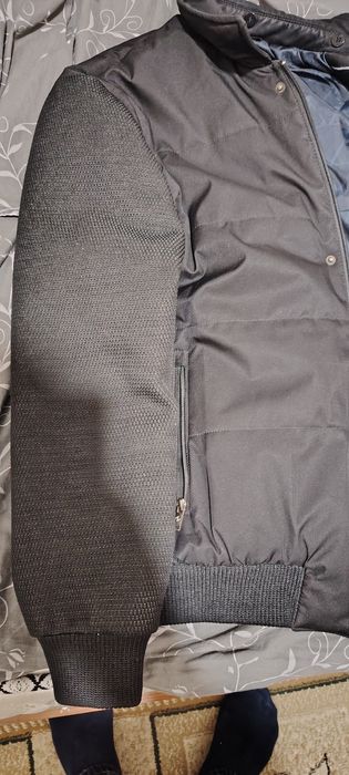 иссик куртка сотилади