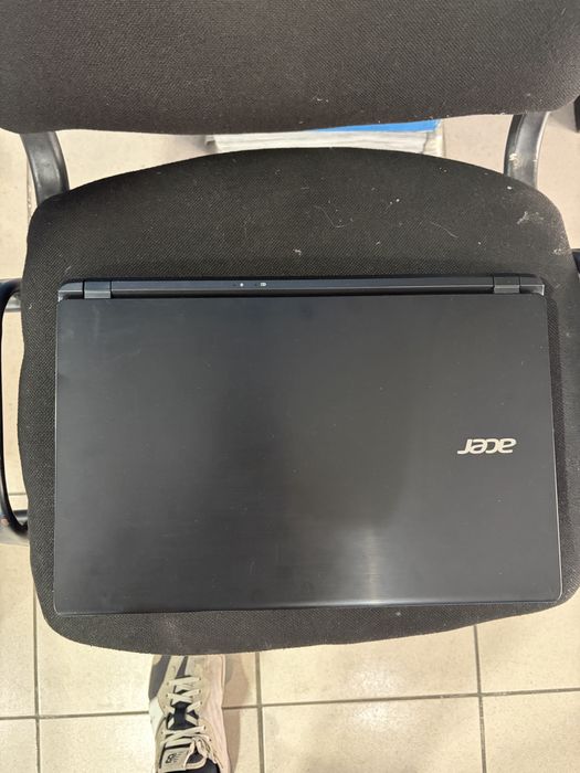 Vand laptop acer aspire v5 i7 4500 4gb hdd 500gb nvidia gt750m
