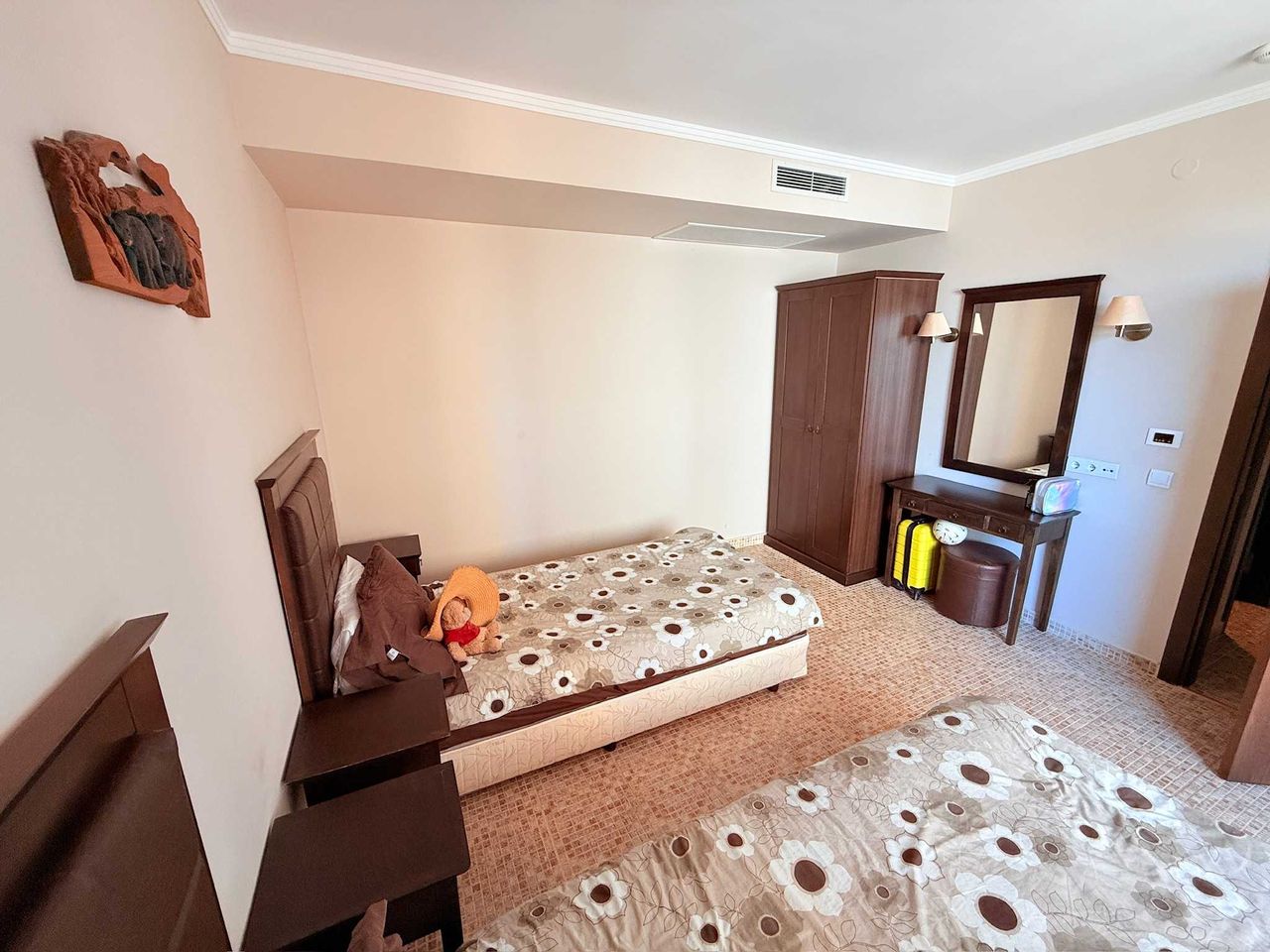 Продава се Тристаен апартамент в к.к. Слънчев бряг - 99 кв.м за 1465 €/кв.м - Снимка #6
