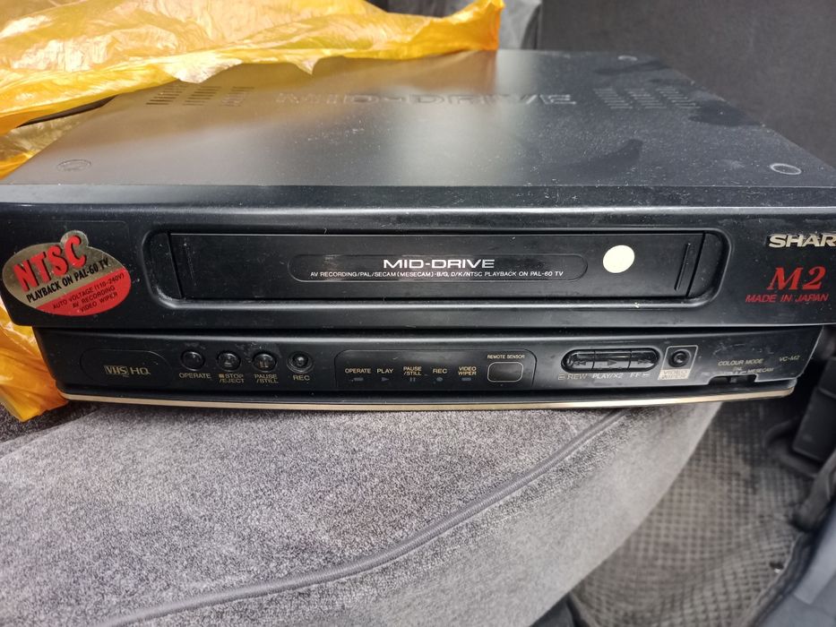 Видеомагнитофон SHARP