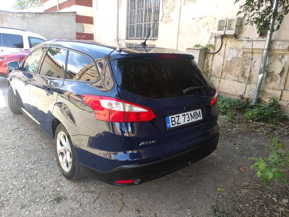 Vând Ford Focus an de fabricație 2011