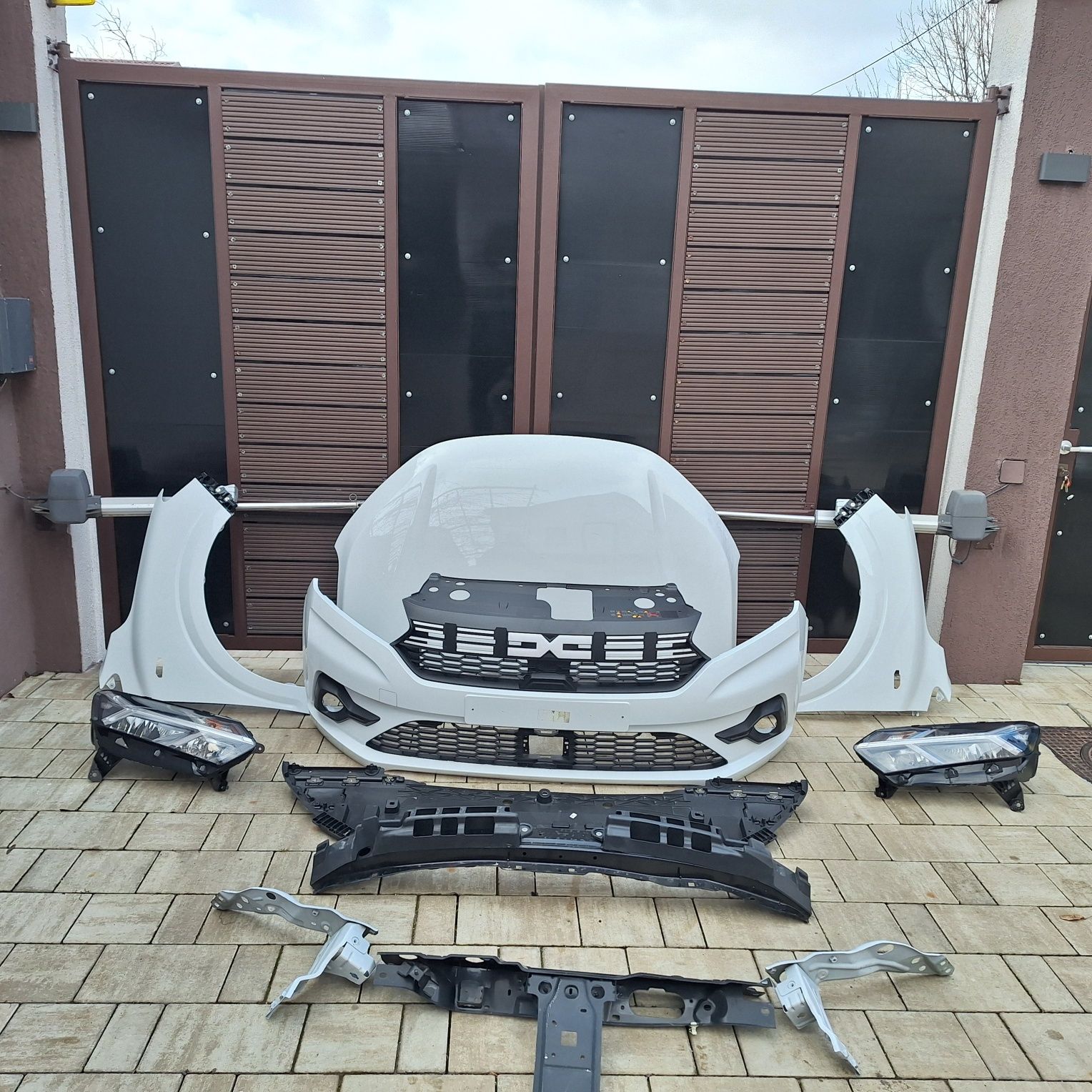 Bara fata dacia logan sandero jogger 2021 2022 2023 2024