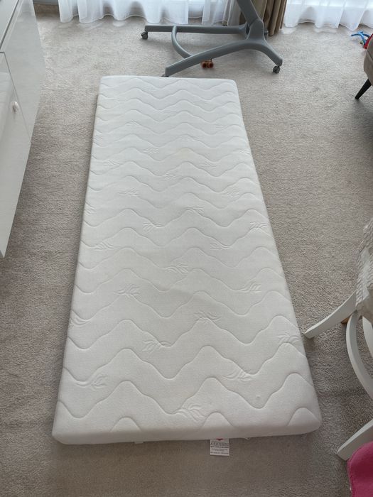Топ матрак 100% Латекс 80/190/6
