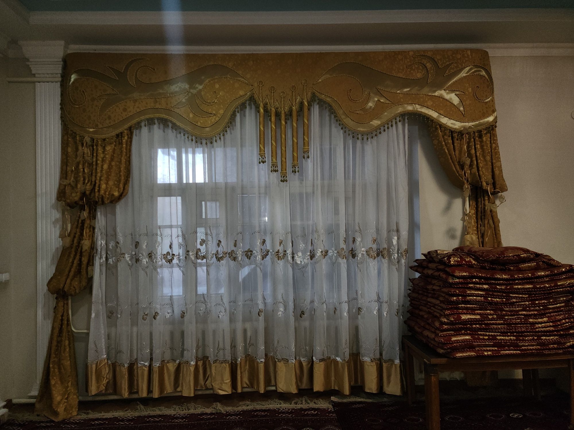 Парда сотилади арзон нархда