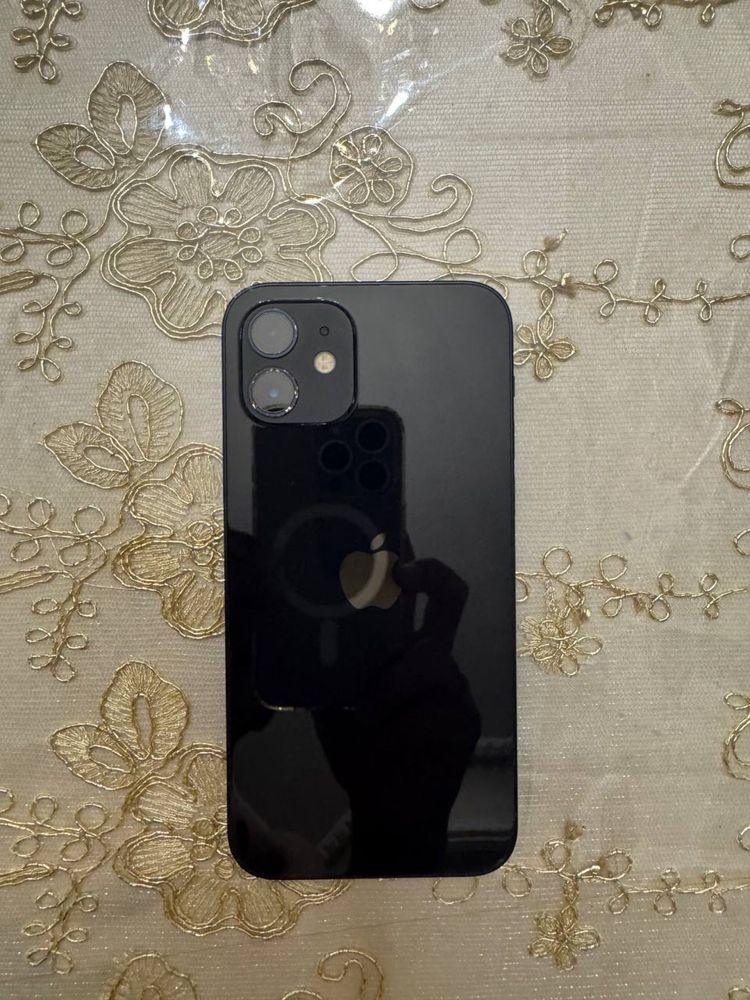 Iphone 12 dark blue