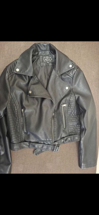 Дамско кожено яке