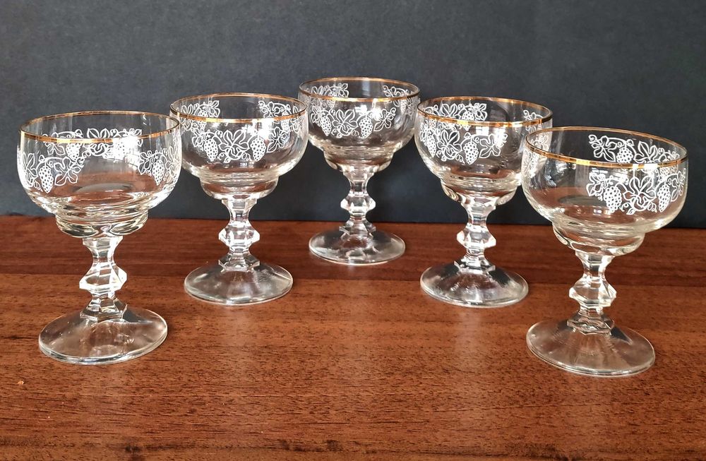 5 бр. кристални чашки за аперитив с ръчна декорация и златен кант