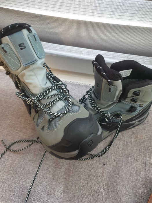 Bocanci pentru drumeții