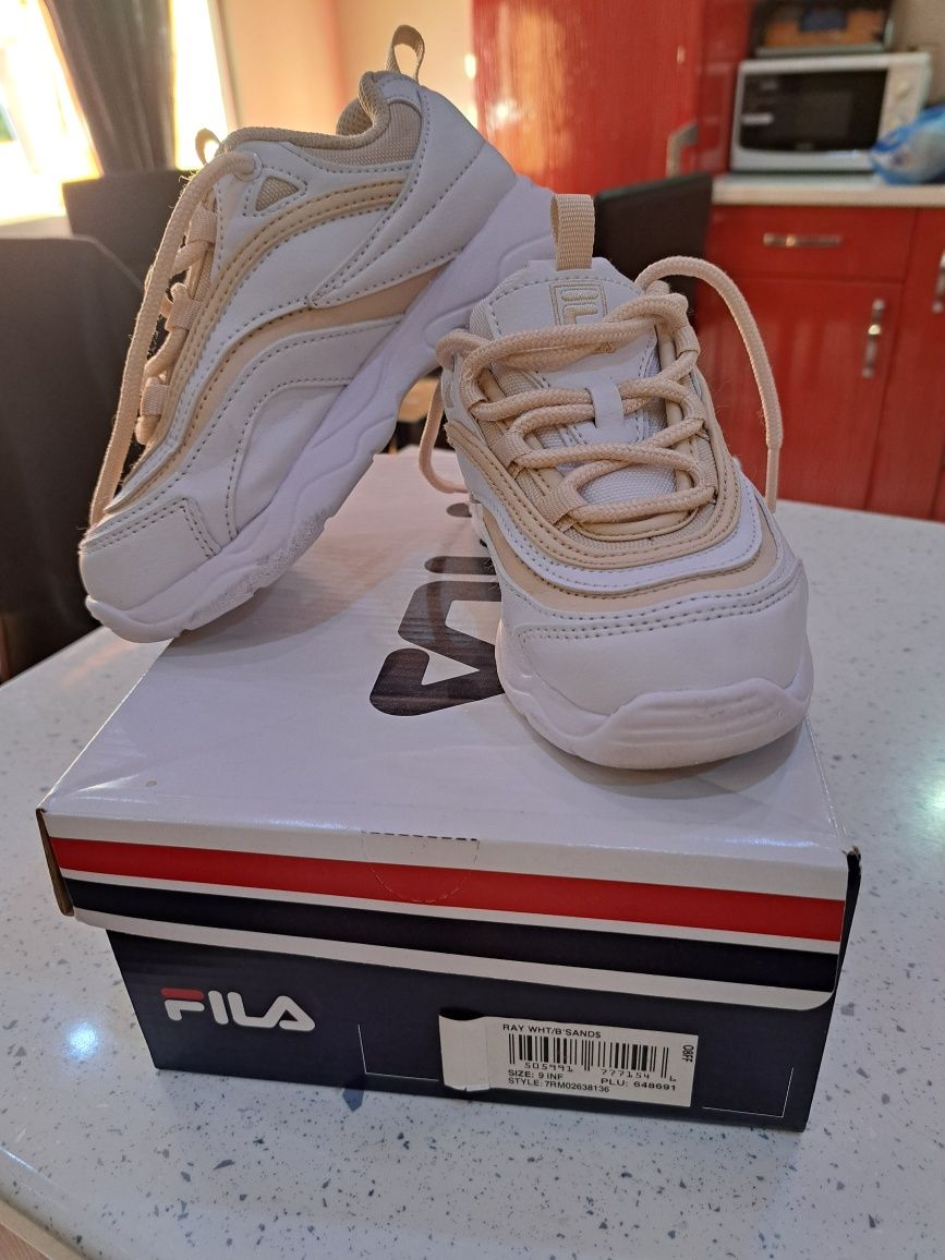 Детски маратонки Fila 27 номер