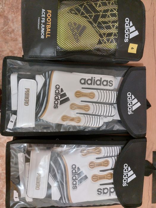 Нови вратарски ръкавици Adidas - детски