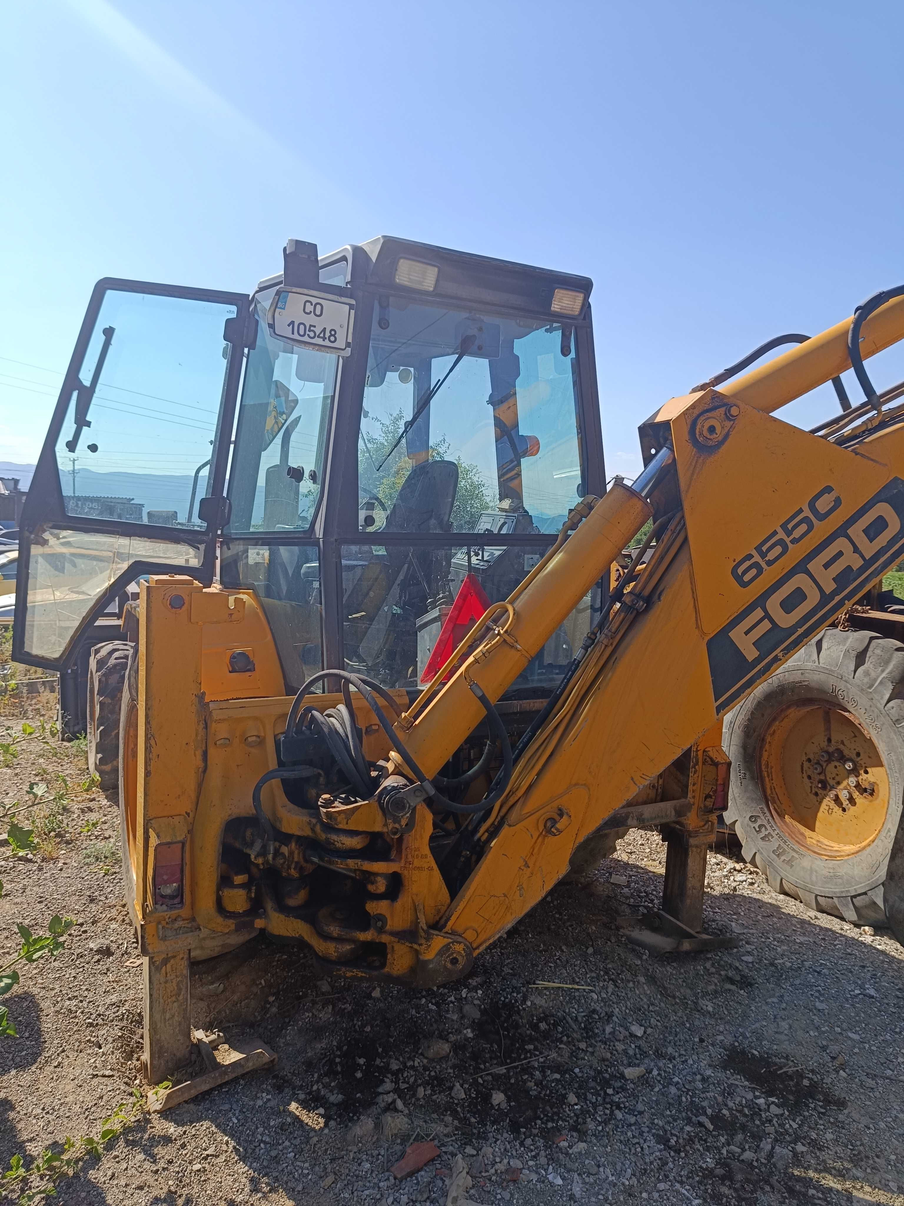 Колесен багер ford 655 c