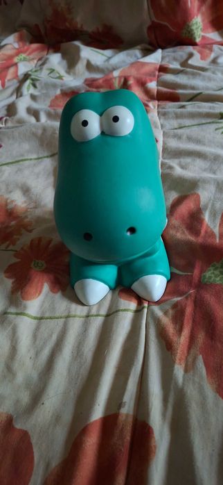 Pusculita forma dinozaur