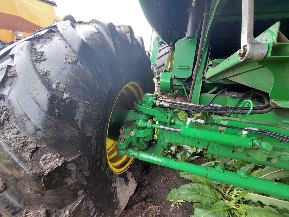 combina john deere w650 4x4