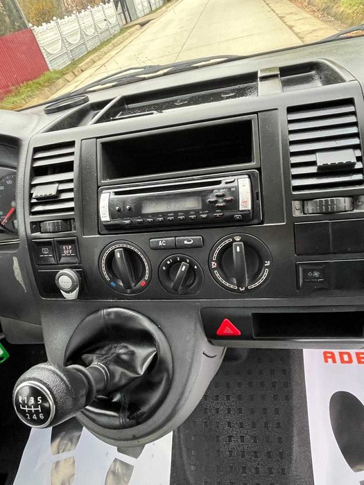 Volkswagen Transporter T5 Doka 2.5 TDI