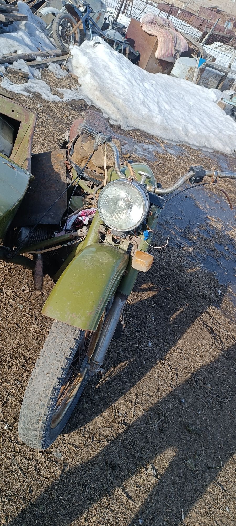 Мотоцикл Урал не на ходу