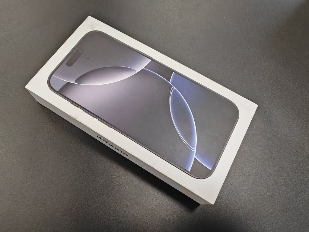Чисто нов iPhone 16 Pro 128 GB 12 месеца Гаранция
