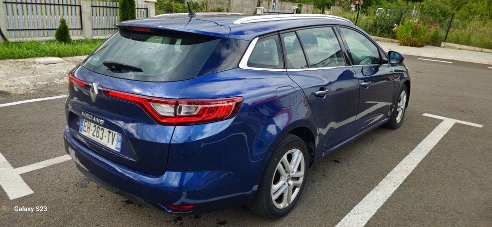 Renault Megane IV 1.5 dCi 110CP – EDC Automată – Euro 6 – Întreținută