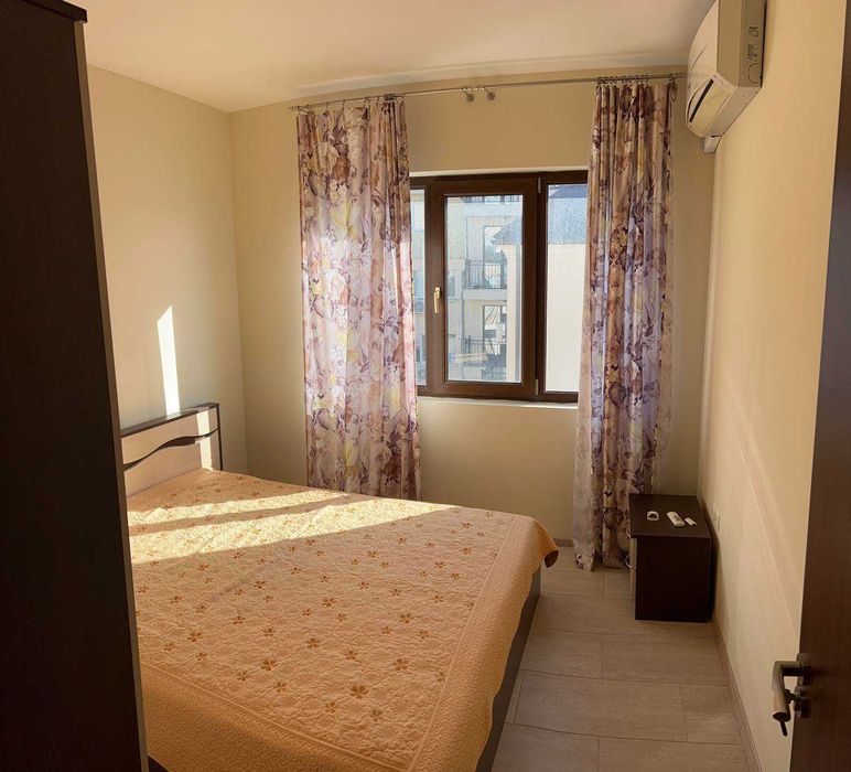 Продава се Двустаен апартамент в Варна, Бриз - 64 кв.м за 2110 €/кв.м - Снимка #4