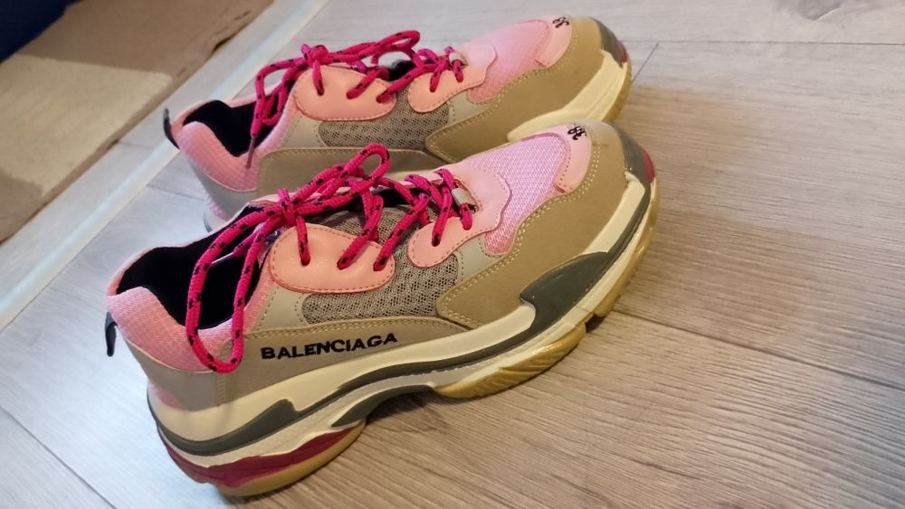 Balenciaga Triple S mărimea 38
