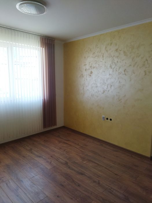 Продава тристаен апартамент в гр.Смолян