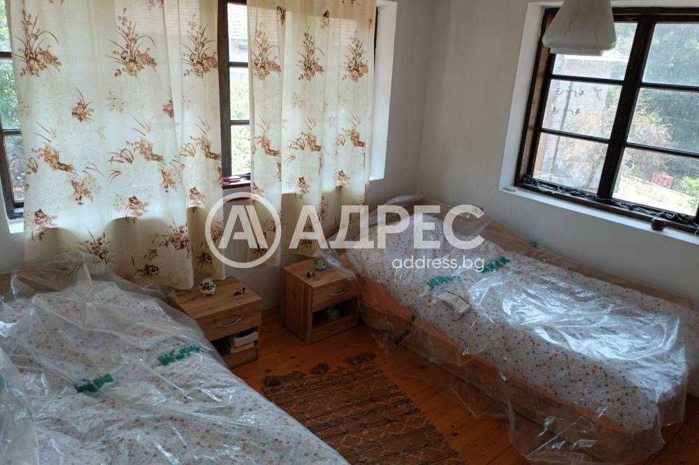 Продава се Къща в с. Каменово, Област Разград - 150 кв.м за 616 €/кв.м - Снимка #15