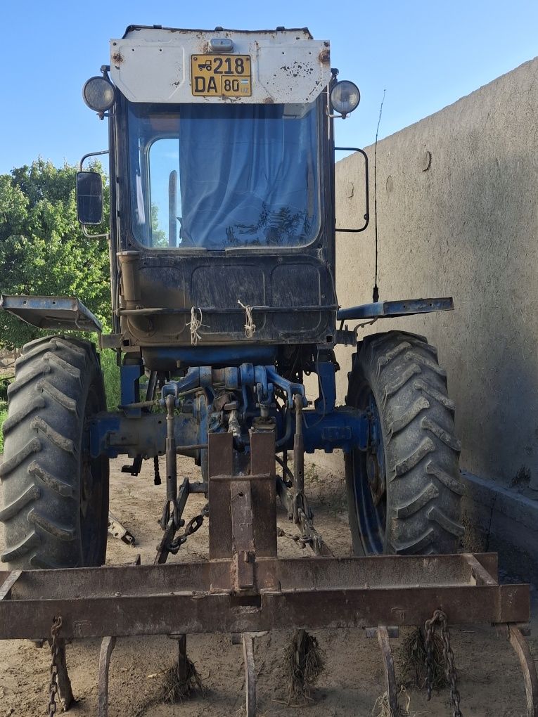 T 28 sotiladi  holati yangiday bortavoylari  18 talik  ruli  gidravlik