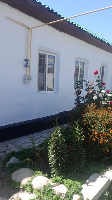 Продаеться дом с обстановкой и машиной