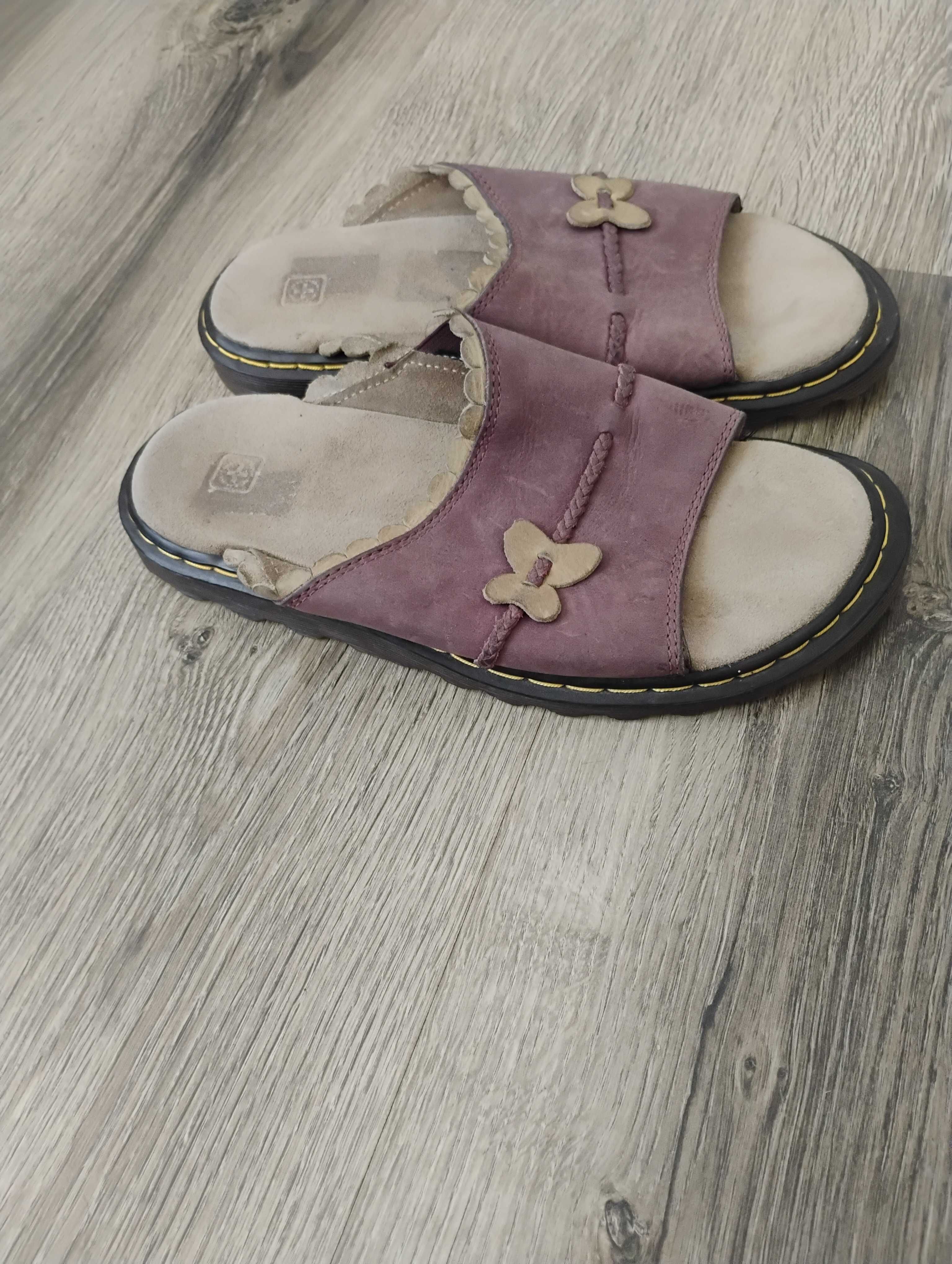 Оригинални чехли Dr. Martens