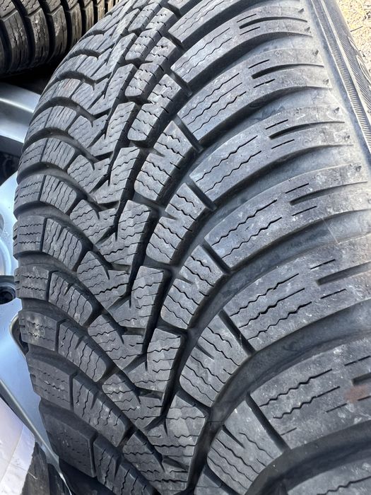 Jante aliaj vw 5x112 + cauciucuri de iarna 205 55 16