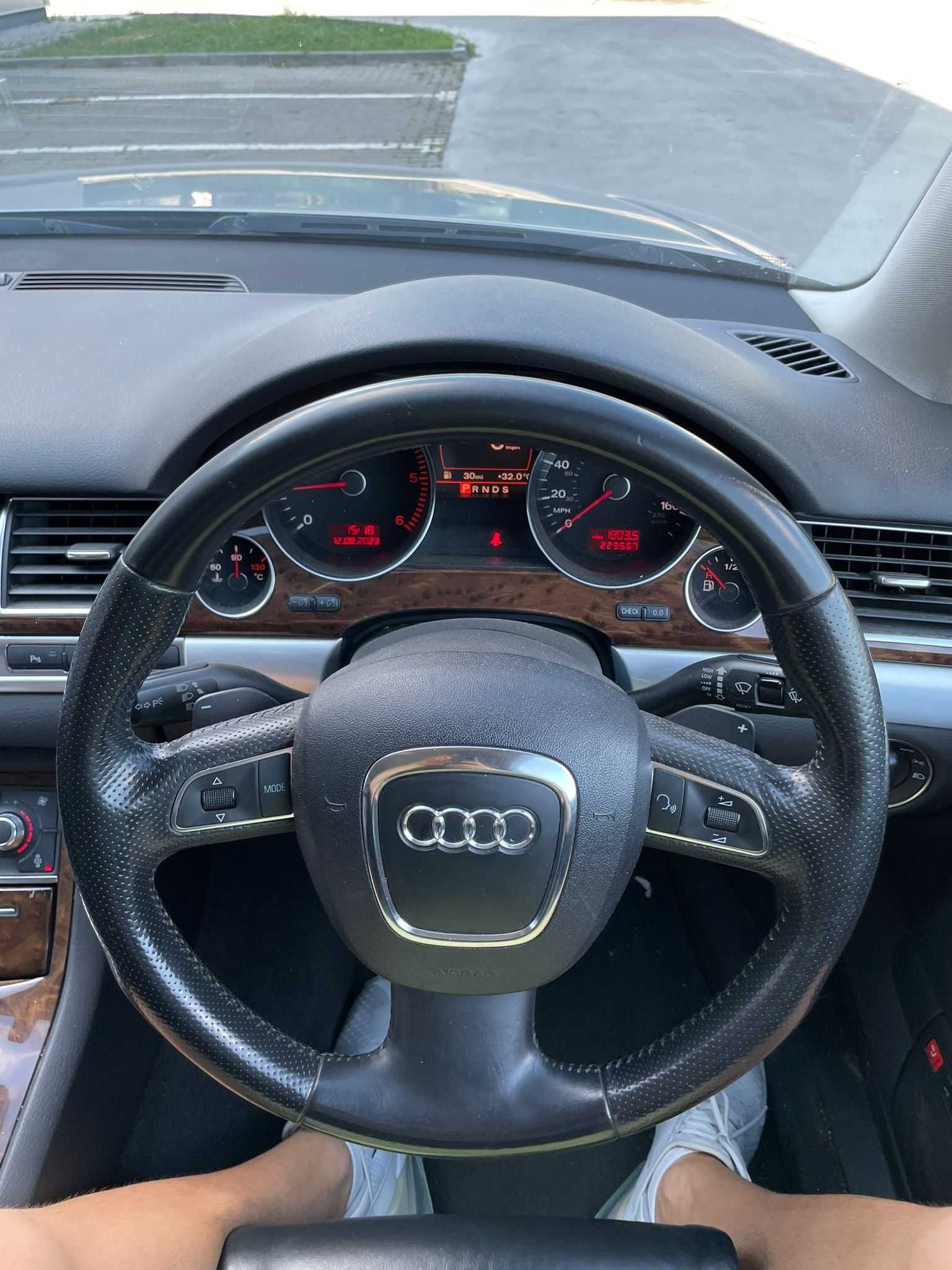 Dezmembrez audi a8 D3 3.0 4.2 ASB BMK BVN 2008 LONG