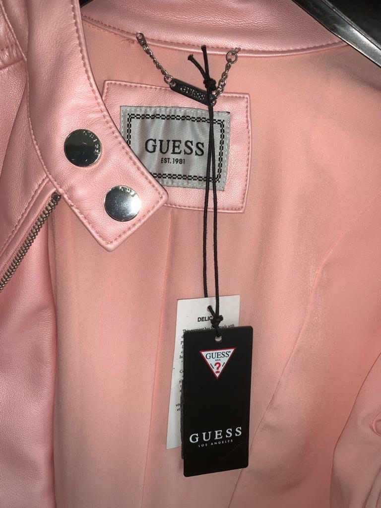 geaca piele guess roz