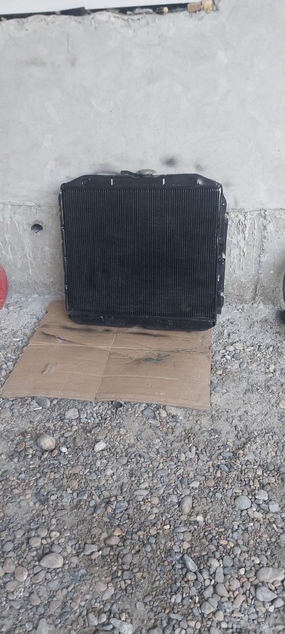 Radiator zapchasti