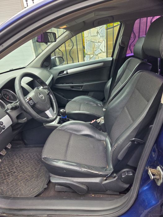 Opel Astra H 1.6 benzina