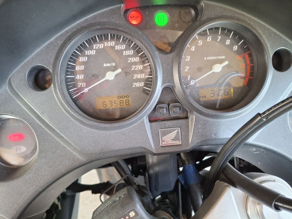 Honda cbf 1000 . 63000 km