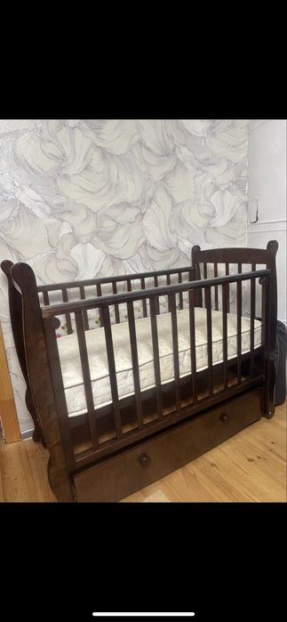 Детская кровать , манеж.