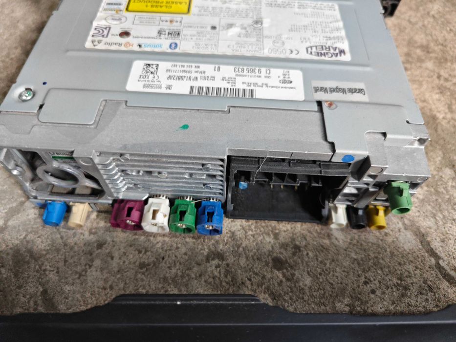 CIC медия BMW F10 F11 CD дисплей контролен панел