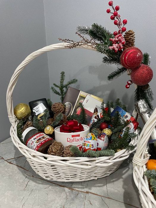 Подарочные корзины и боксы. Корпоративные подарки на Новый год 2026