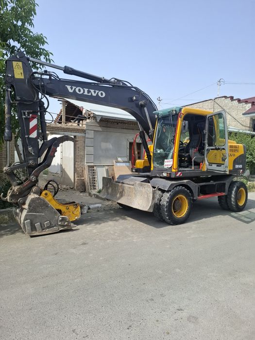 Ekskavator VOLVO 145