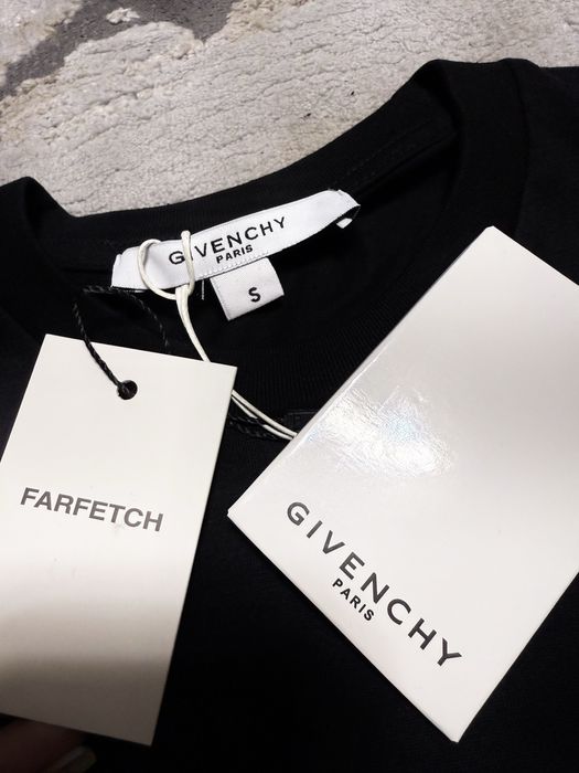 Tricou Givenchy nou cu eticheta marime S