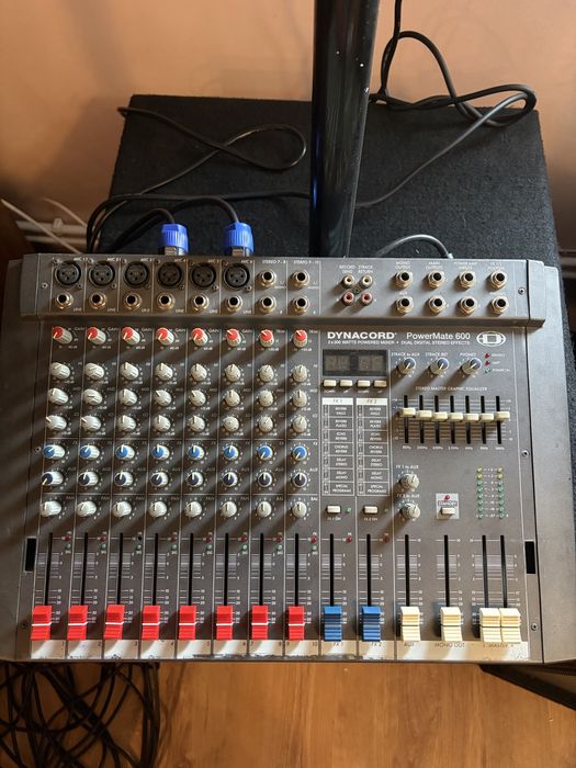 Sistem behringer, boxe pasive, basi, mixer dynacord