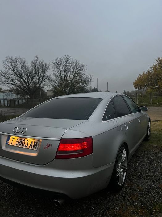 Audi A6, бензин, 3.2 V6, 255 к.с..