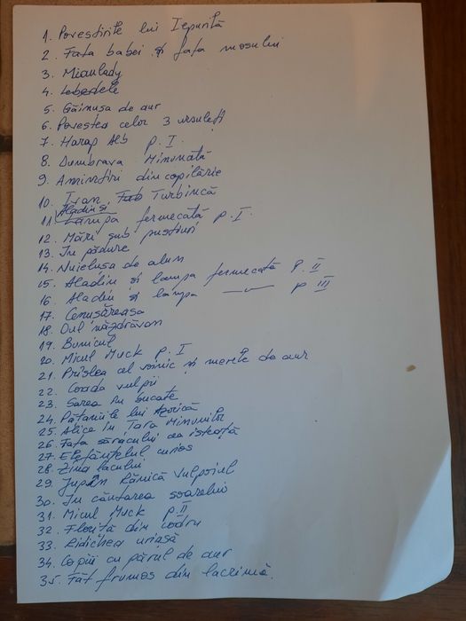 Diafilme ,povesti romanesti la 35 lei/buc și proiector functional la p