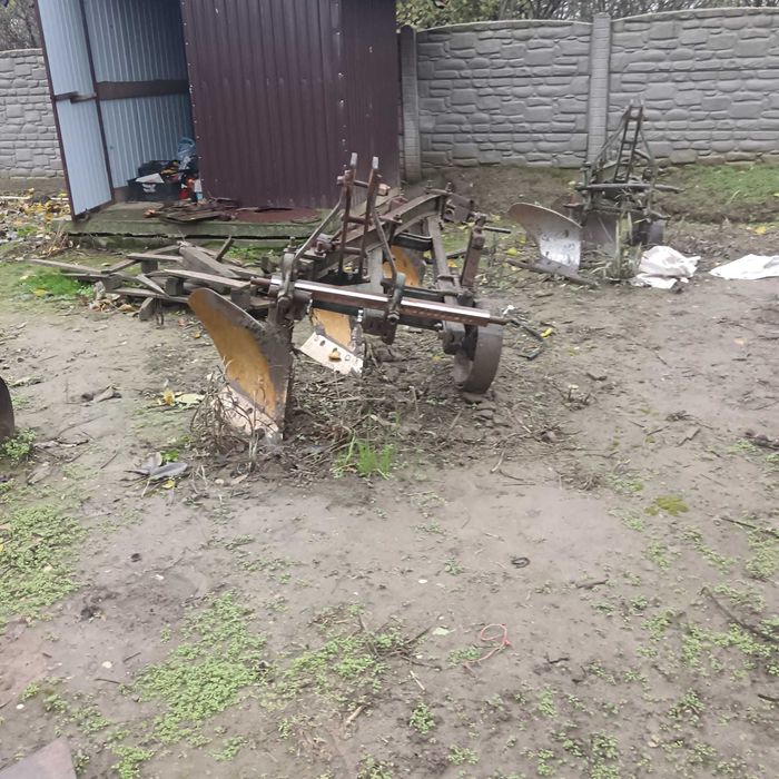 Plug de arat stare buna