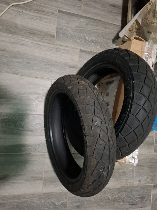 Se vând urmatoarele piesei