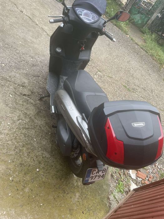 Мотоциклет kymco people s